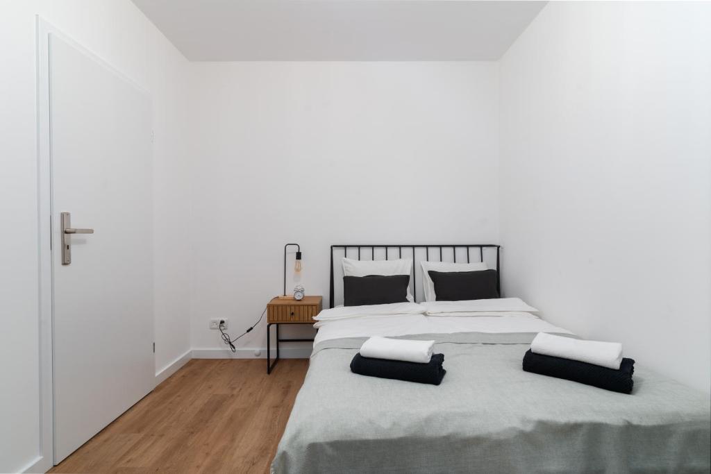 Lineburg Villa Apartments - 2