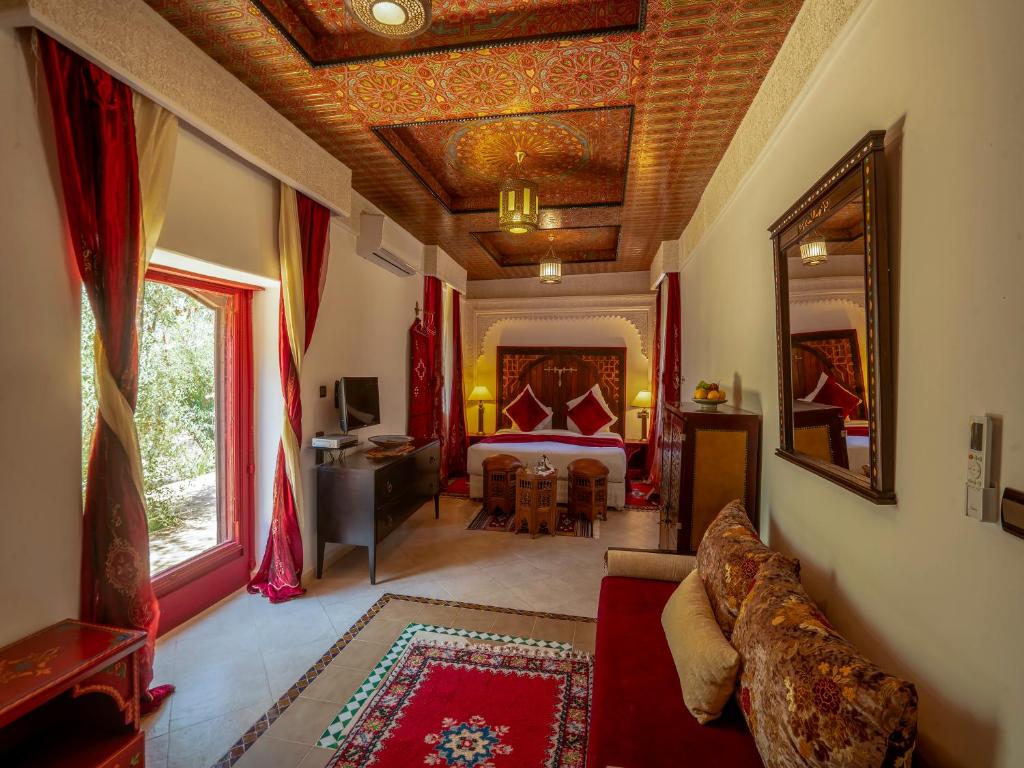 Posezení v ubytování Clé De Sol Riad & SPA