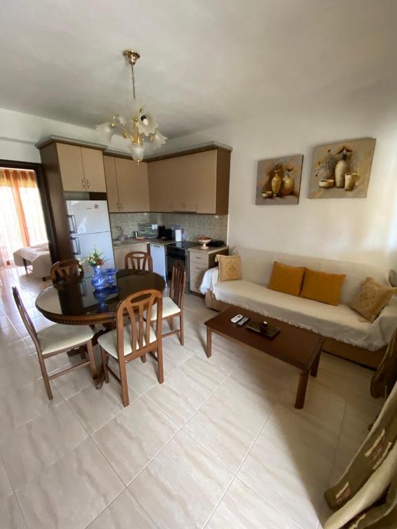 Kuchyň nebo kuchyňský kout v ubytování Zeusplace Leptokarya Seaside Apartment