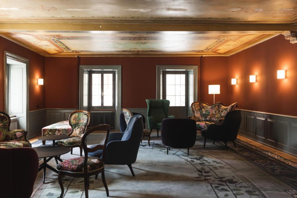 Posezení v ubytování Post Hotel Löwe Mulegns