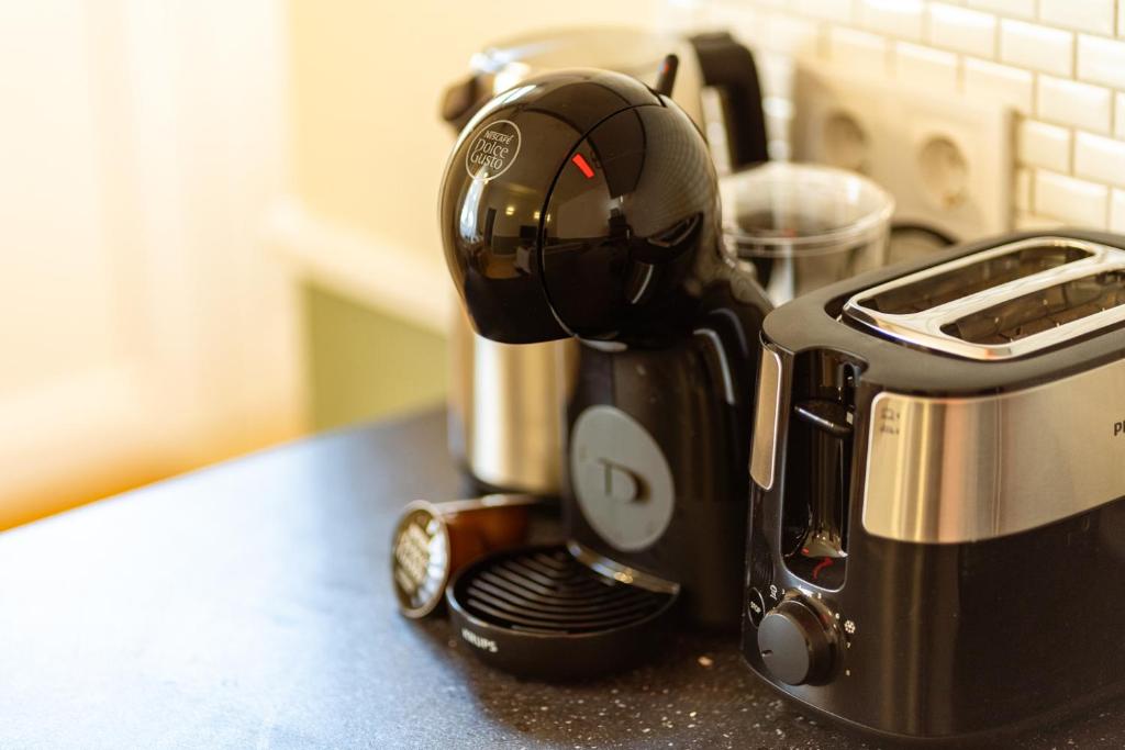 Coffee and tea making facilities at Sunny new luxurious home at the Jewish district