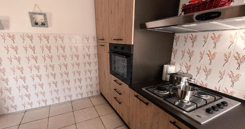 Kuchnia lub aneks kuchenny w obiekcie Italian Experience-Numana Suite Apartment