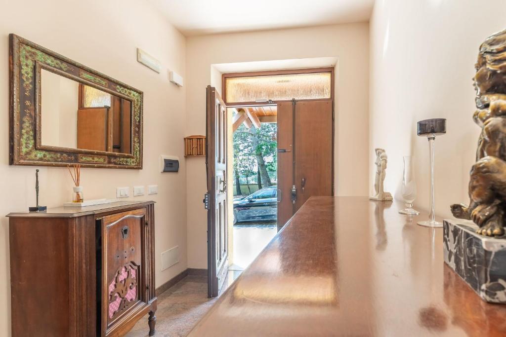 Italian Experience - Sunrise Hill Holiday Home - Huis Met Drie Slaapkamers