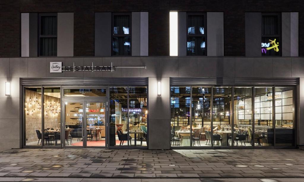 Hotel Indigo Berlin - East Side Gallery - Resim 41