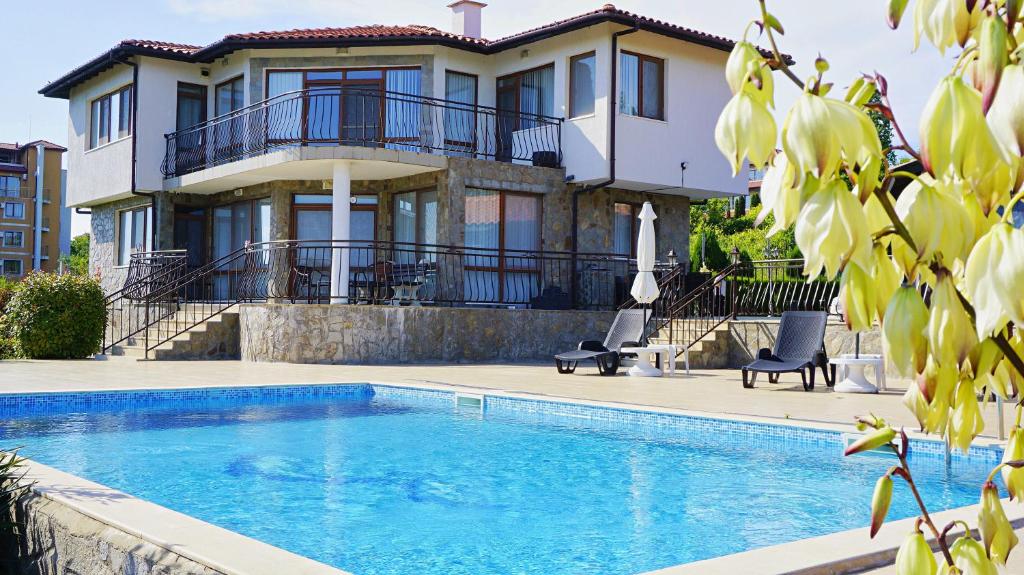villa Bellaview - Вила Белавю, Biala (atnaujintos 2025 m. kainos)