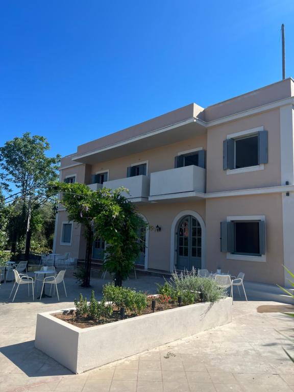 Budova, kde se aparthotel nachází