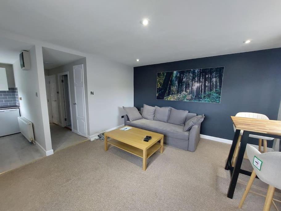 Apartment--- 1 Bed in Naas - Housity