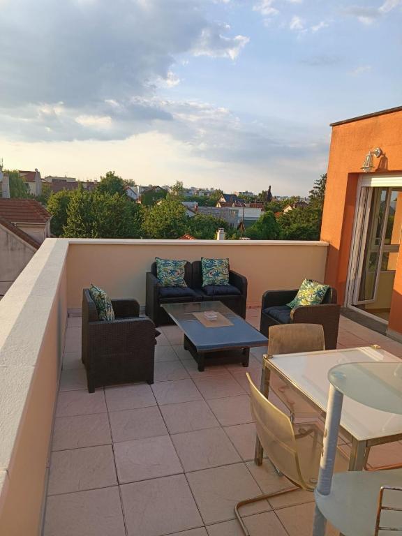 Photo de la galerie de l'établissement Paris penthaus trocadero, à Vitry-sur-Seine