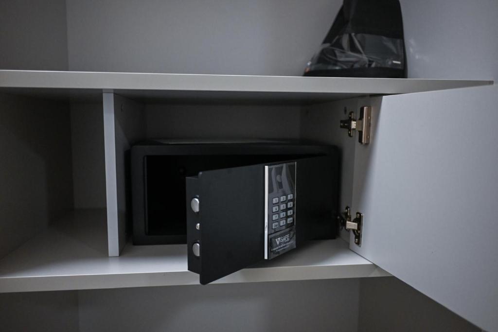 The Paris Rooms B&B - 10