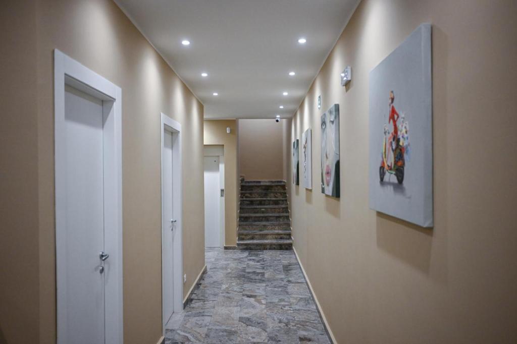 The Paris Rooms B&B - 8