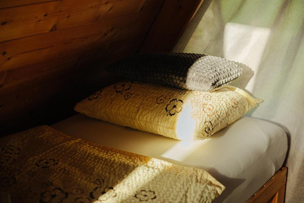 Letto o letti in una camera di GOZDNE VILE va VRTI