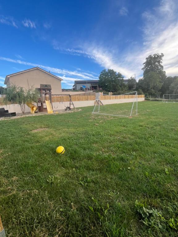 Fotografie z fotogalerie ubytování Gîte1 pour 6 personnes v destinaci Anneyron