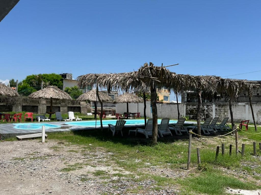 Bazén v ubytování Hotel La Intimidad nebo v jeho okolí