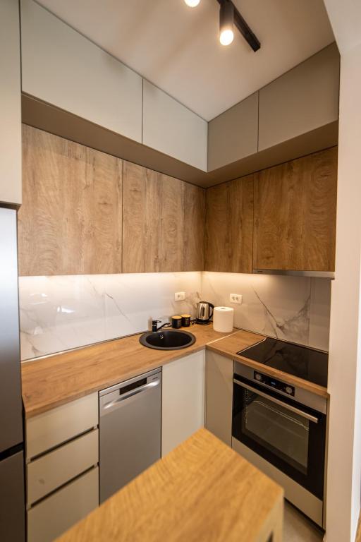 New City Luxury Apartments - 5