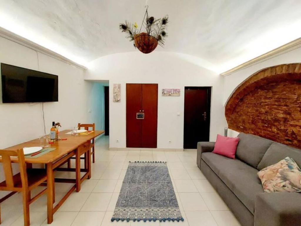 Et tv og/eller underholdning på Estúdio no centro histórico de Évora em Portugal