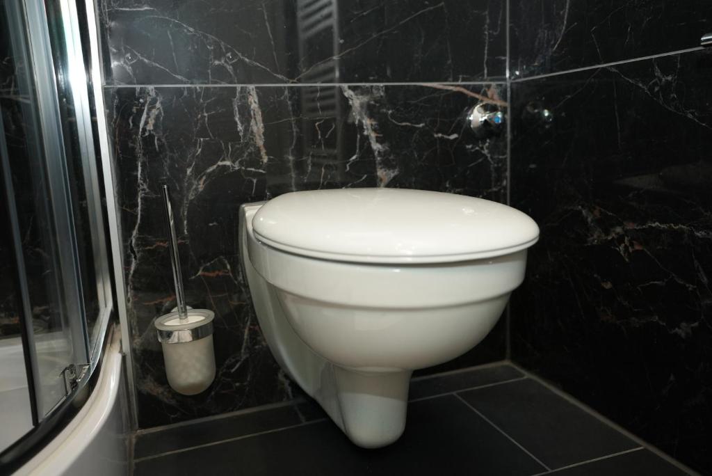 Hotel Attaché an der Messe - Resim 44