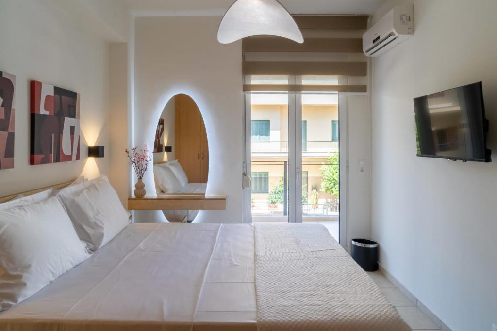 Minos Apartment