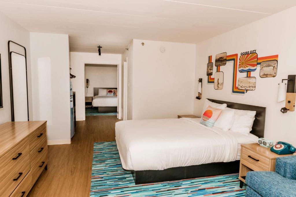 SeaLoft Oceanfront Hotel - 