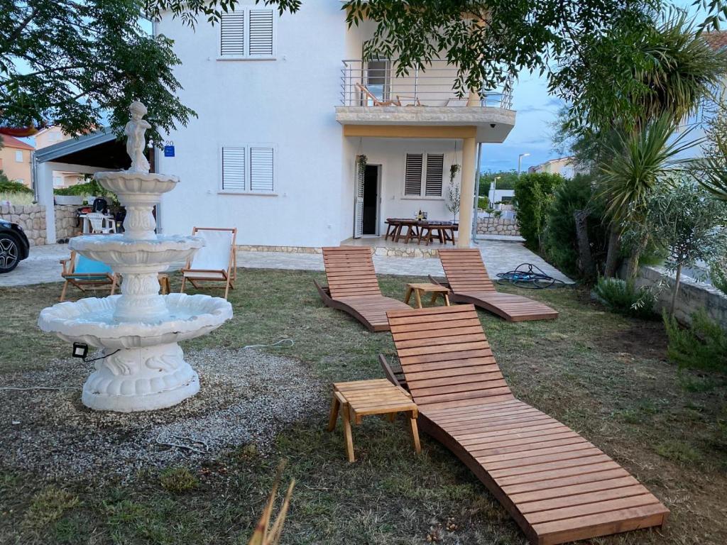 Zahrada ubytování Kuća za odmor Nika Vrsi