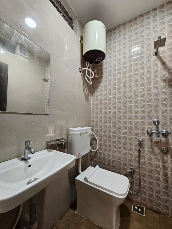 Koupelna v ubytování HOTEL DEV BHOOMI -Ujjain