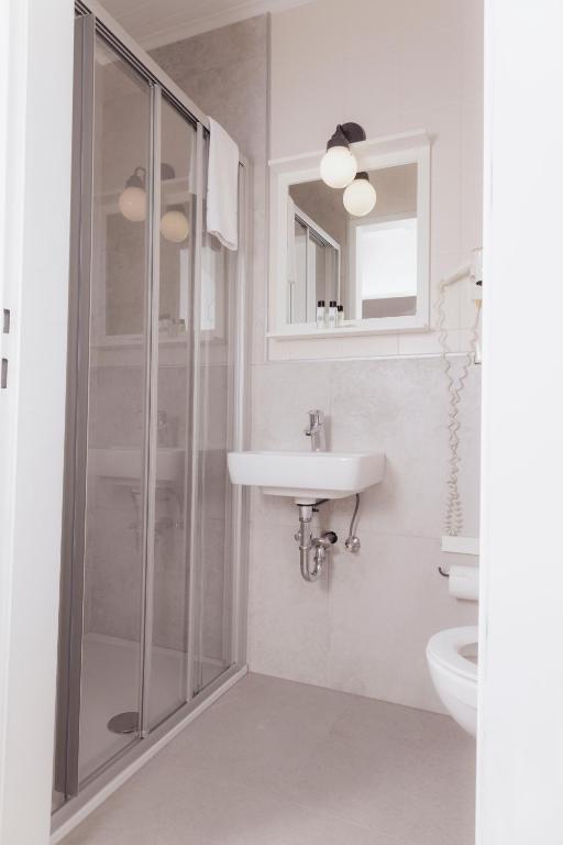 Cityhotel am Domplatz Self-CheckIn - Resim 9