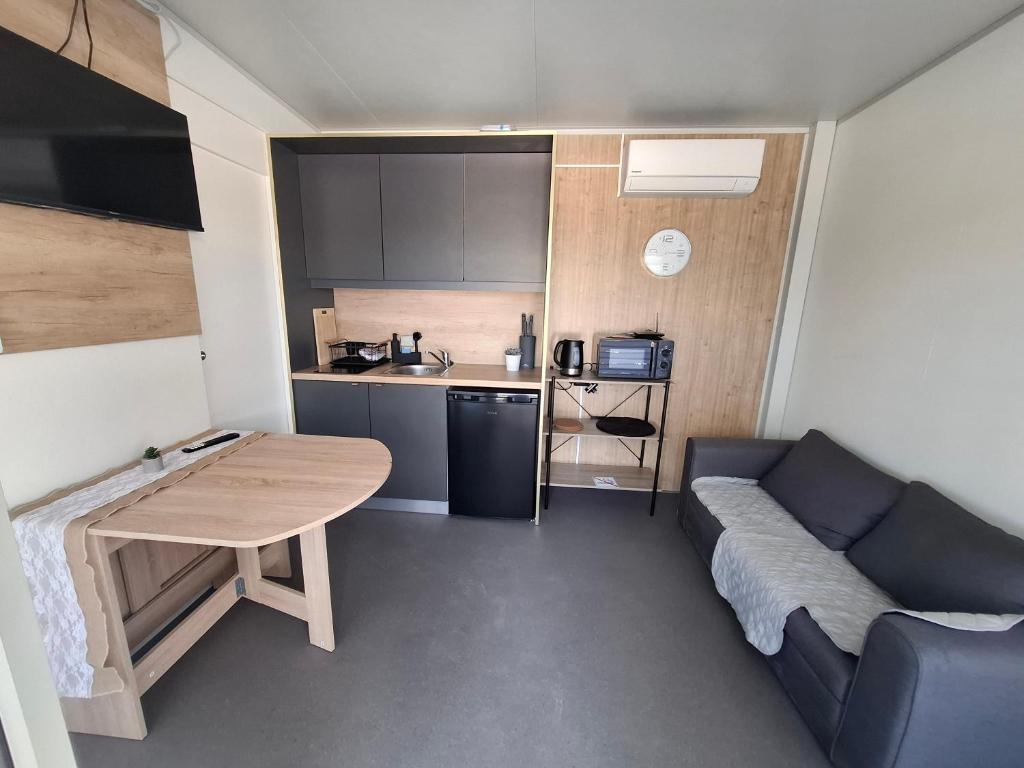Kuchyň nebo kuchyňský kout v ubytování Luna Mobilehomes