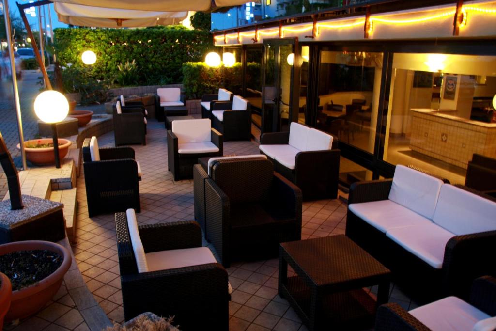 Restaurace v ubytování Hotel Beaurivage