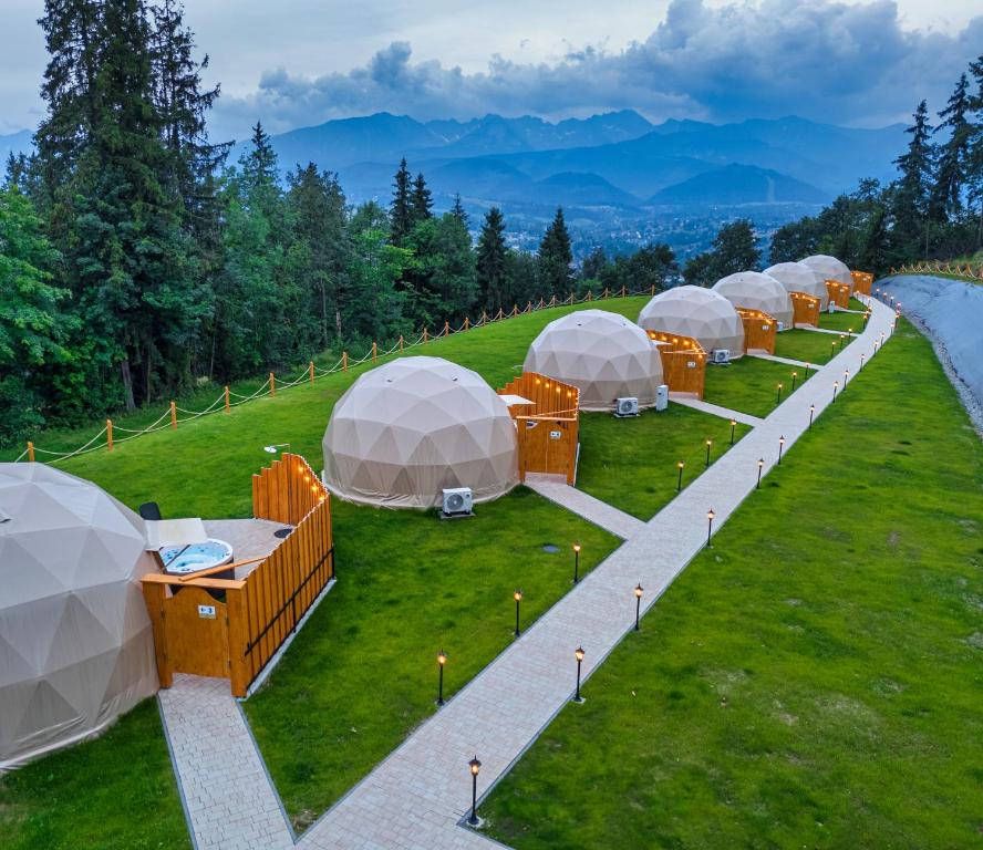 Příroda nedaleko luxury tent