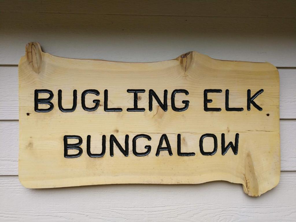 Certifikát, hodnocení, plakát nebo jiný dokument vystavený v ubytování Bugling Elk Bungalow