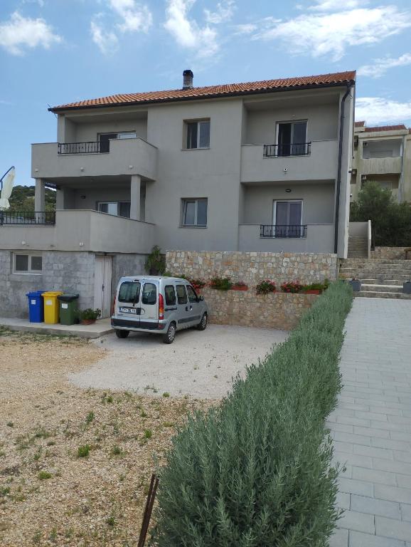 Budova, kde se apartmán nachází