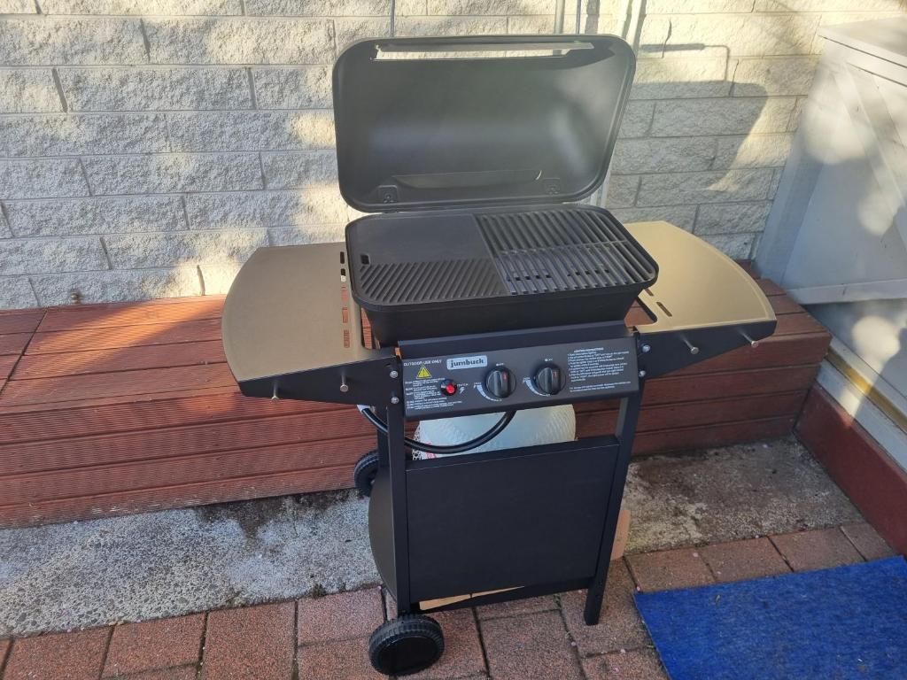 Home with spa, sauna, garden in prime location - Resim 30