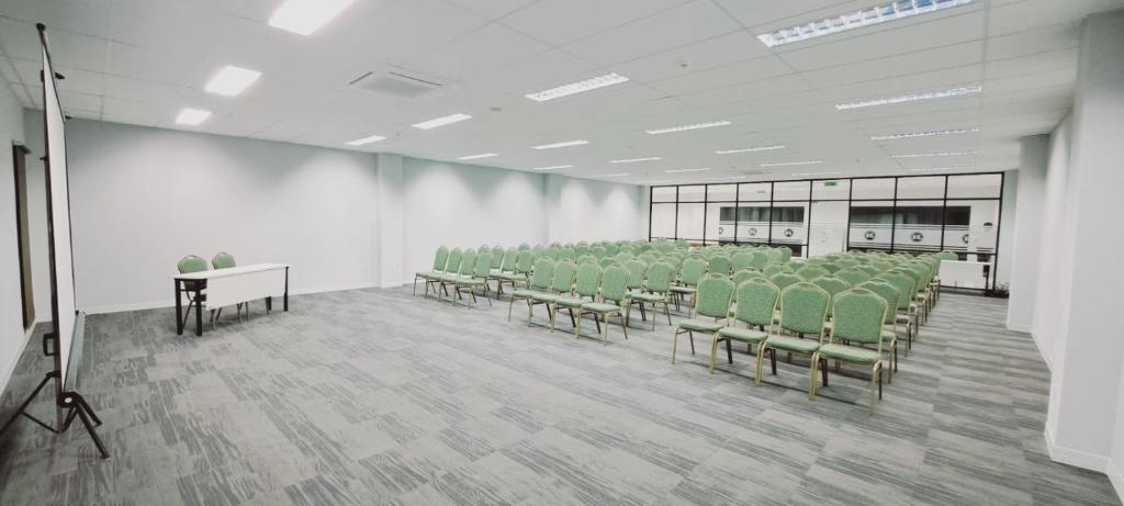Konferenční prostory v ubytování TOS Hotel & Convention Center Tangerang Powered by Archipelago