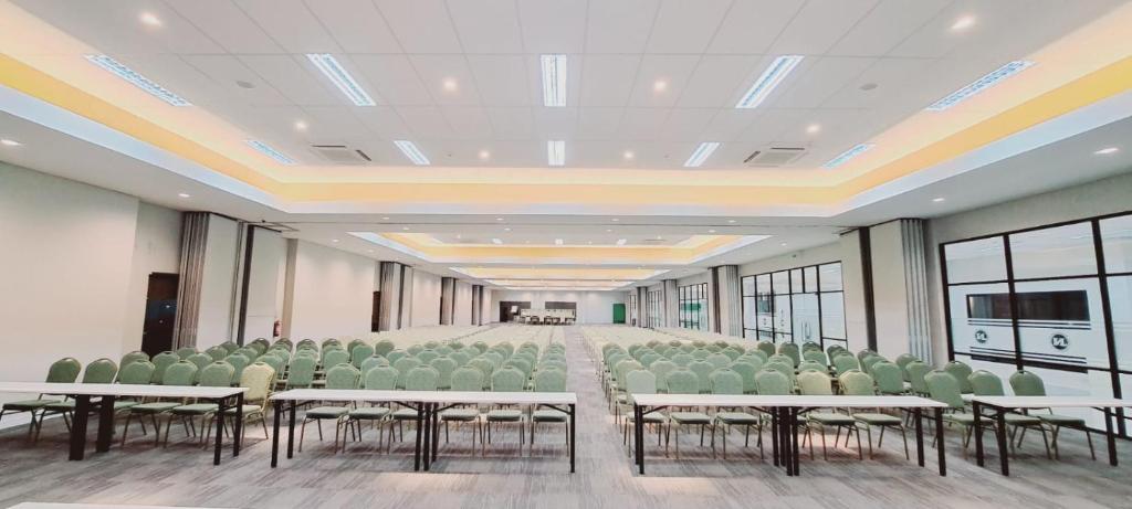 Konferenční prostory v ubytování TOS Hotel & Convention Center Tangerang Powered by Archipelago