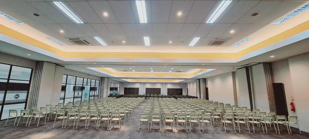 Konferenční prostory v ubytování TOS Hotel & Convention Center Tangerang Powered by Archipelago