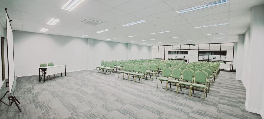 Konferenční prostory v ubytování TOS Hotel & Convention Center Tangerang Powered by Archipelago
