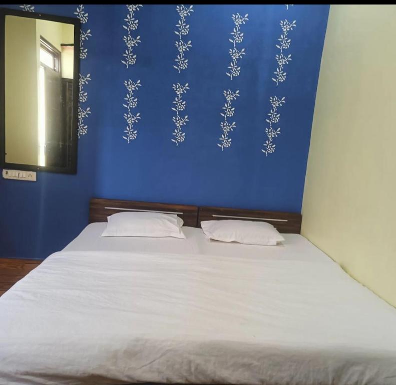 Siddhivinayak hotel