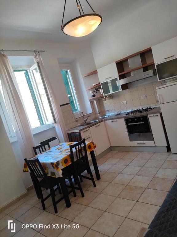 Casa vicino agli imbarchi con parcheggio privato - Hizvo