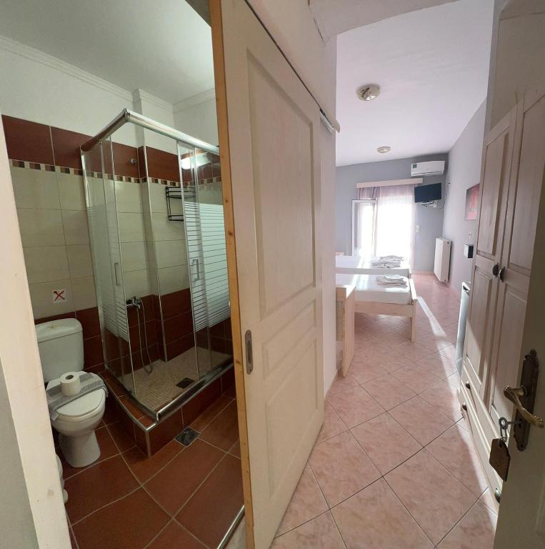 Koupelna v ubytování Ellas Hotel