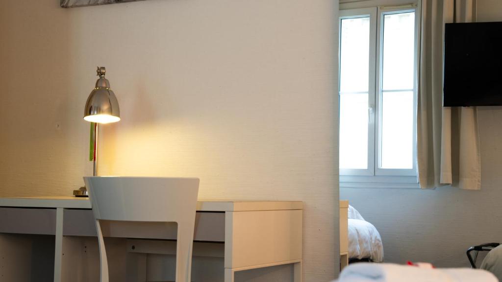 Hotel Des Grands Hommes - Bordeaux Centre - Resim 18