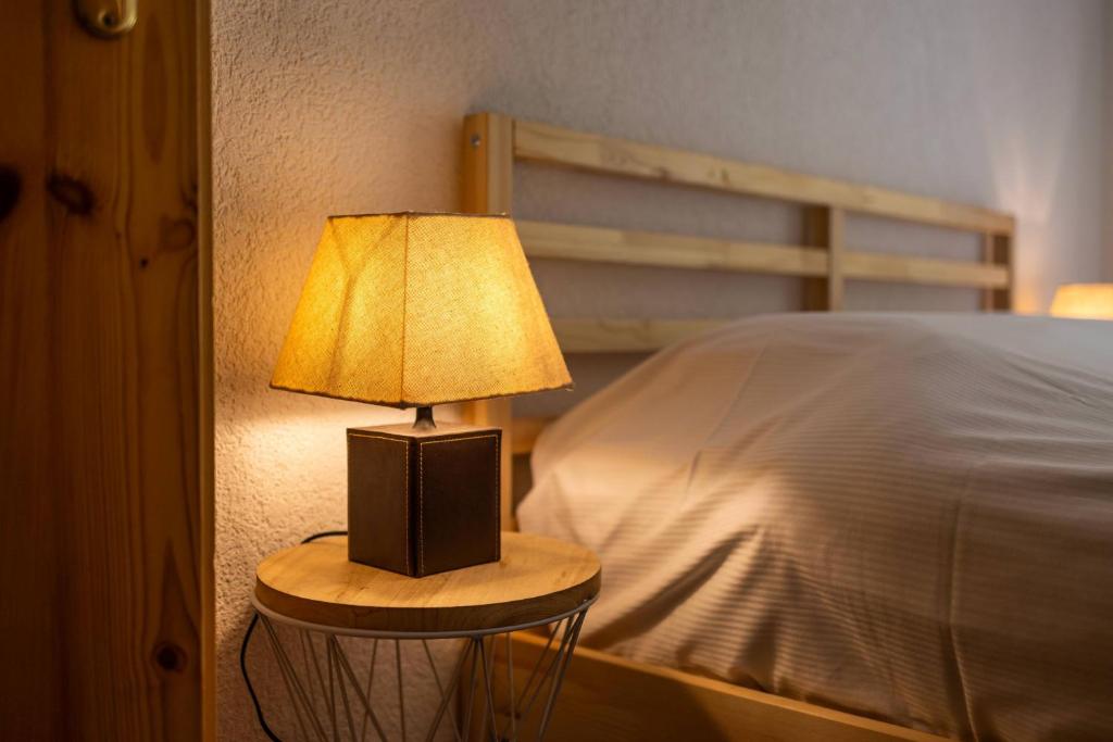 Victoria - real ski-in ski out, great view - Resim 12