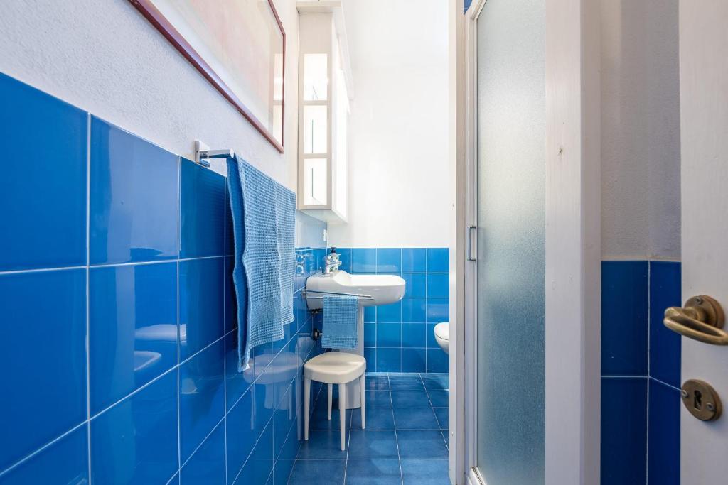 Koupelna v ubytování Casa Arcobaleno Carloforte