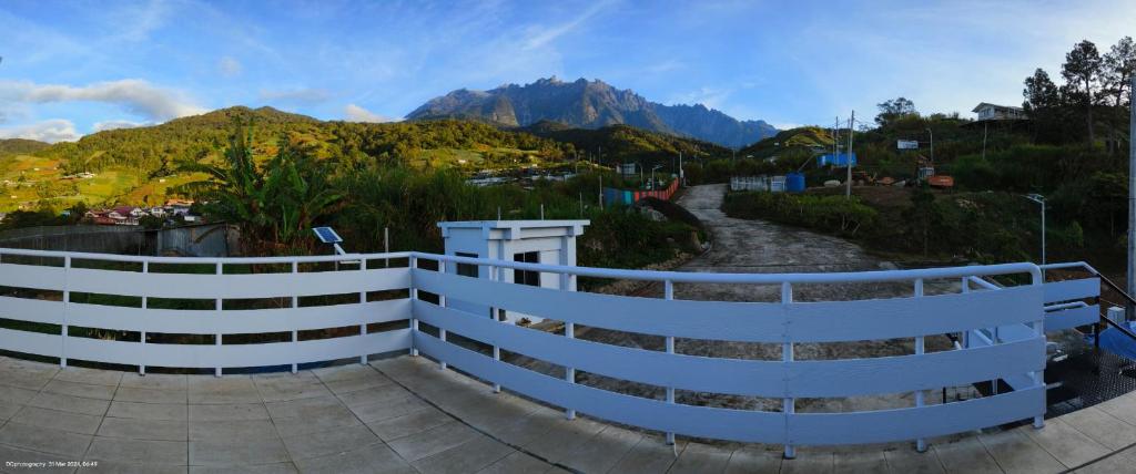 Nespecifikovaný výhled na hory nebo výhled na hory při pohledu z bed and breakfast