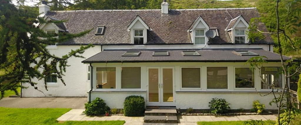 Hoone, kus puhkemaja asub