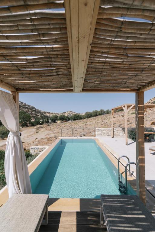Bazén v ubytování Luxury Villas Ammos in Style nebo v jeho okolí