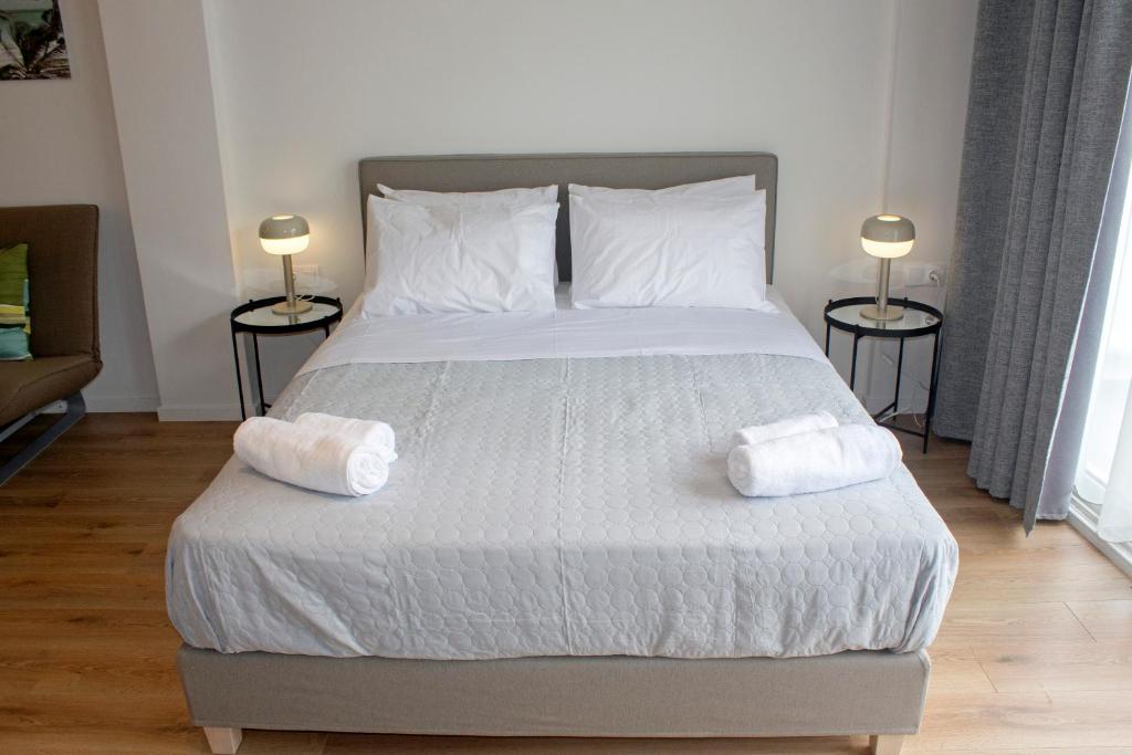 FRINELY Apartments - 17