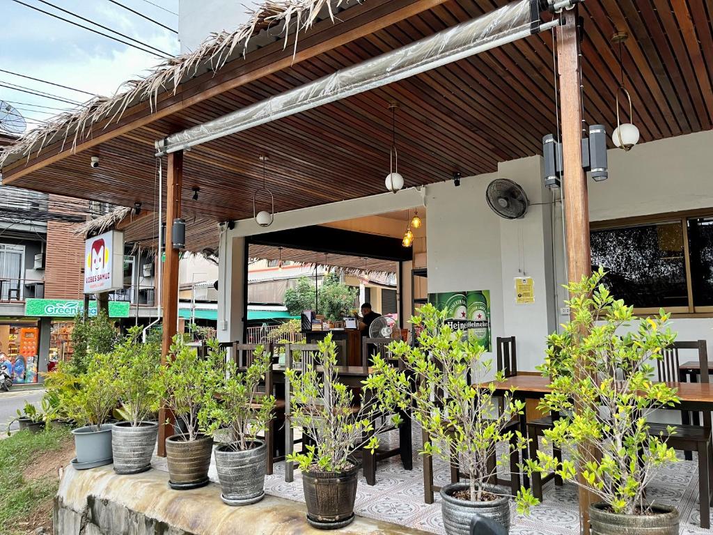 Fotografie z fotogalerie ubytování Vibes Samui Hostel and Cafe' v destinaci Ban Nai Na