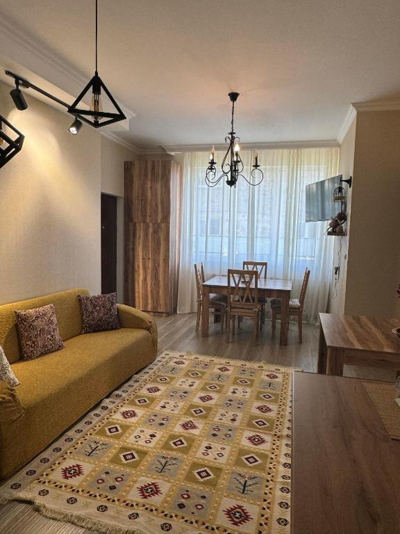 Zona d'estar a Baqari Inn