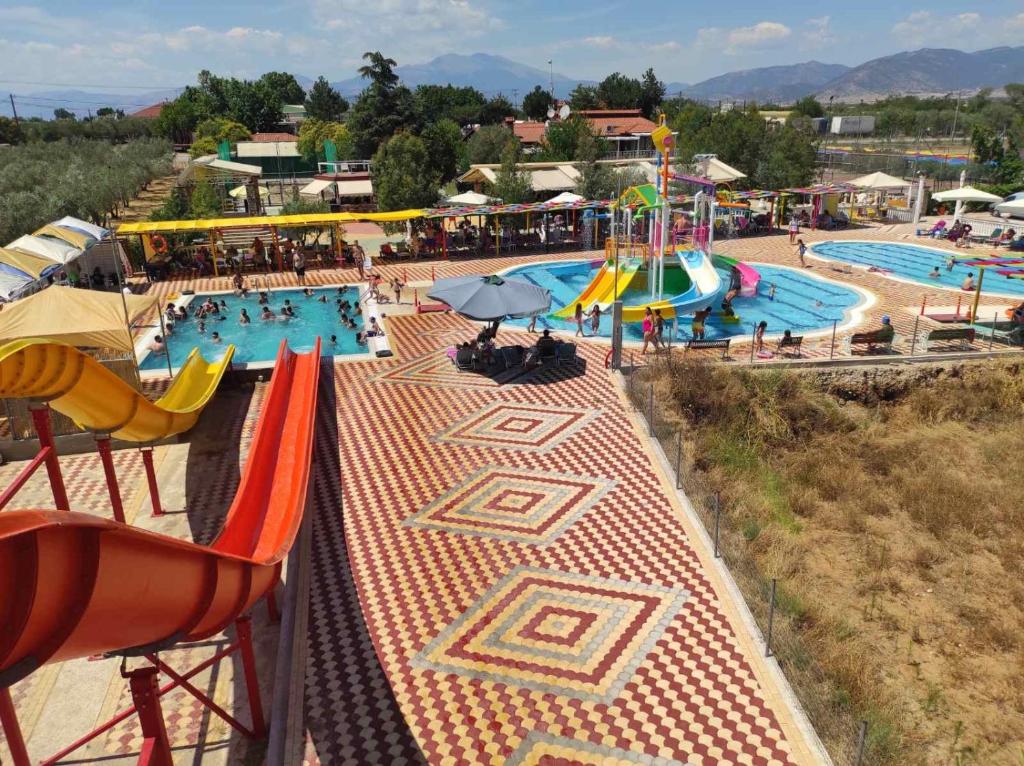 The swimming pool at or close to Villa Voirani
