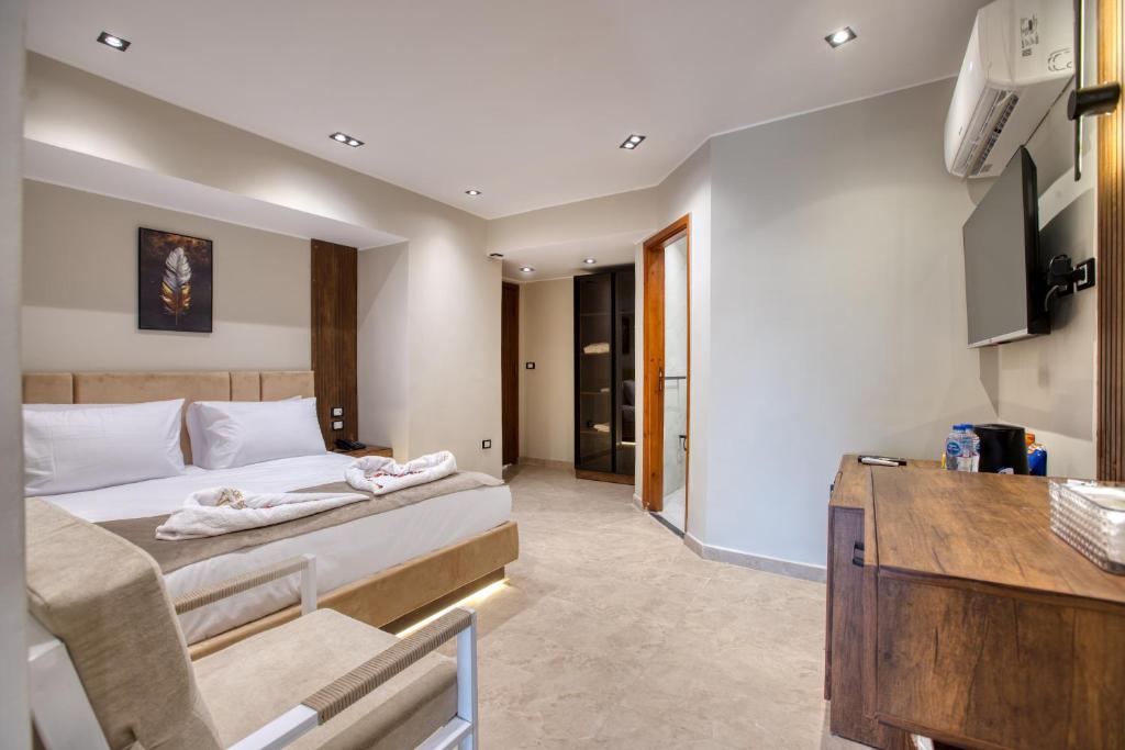Gaia Pyramids Hotel - Habitación Doble De Lujo Con Balcón