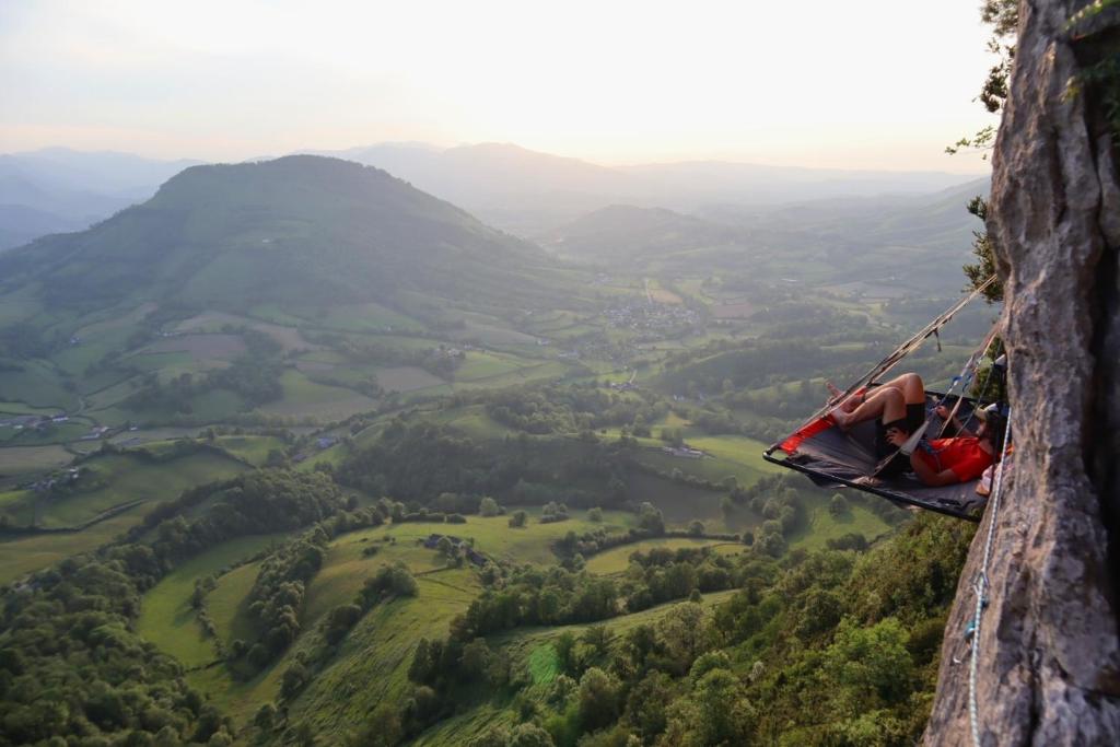 Naturlandskabet i nærheden af campingpladsen